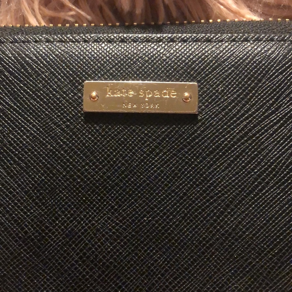 Kate Spade wallet - Picture 2 of 8